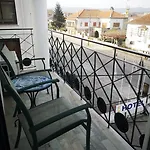 호텔 4 Estacoes 샤베스