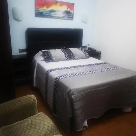 4 Estacoes Ξενοδοχείο 2*