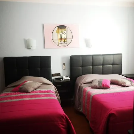Hotel 4 Estacoes