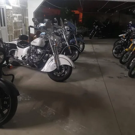 4 Estacoes 2* Chaves