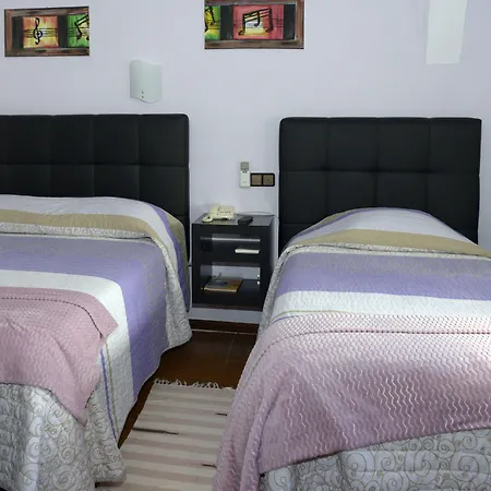 4 Estacoes Ξενοδοχείο 2*