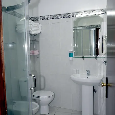 4 Estacoes 2* Chaves