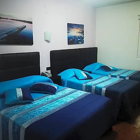 4 Estacoes Hotel 2*