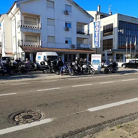 4 Estacoes Hotel 2*