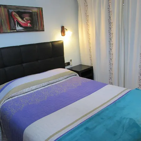 Hotel 4 Estacoes 2*