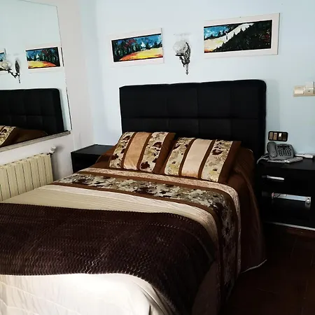 Otel 4 Estacoes 2*