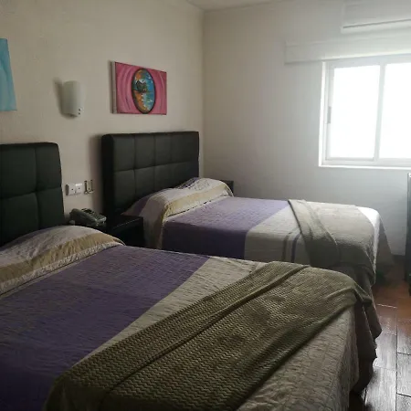 Hotel 4 Estacoes 2*